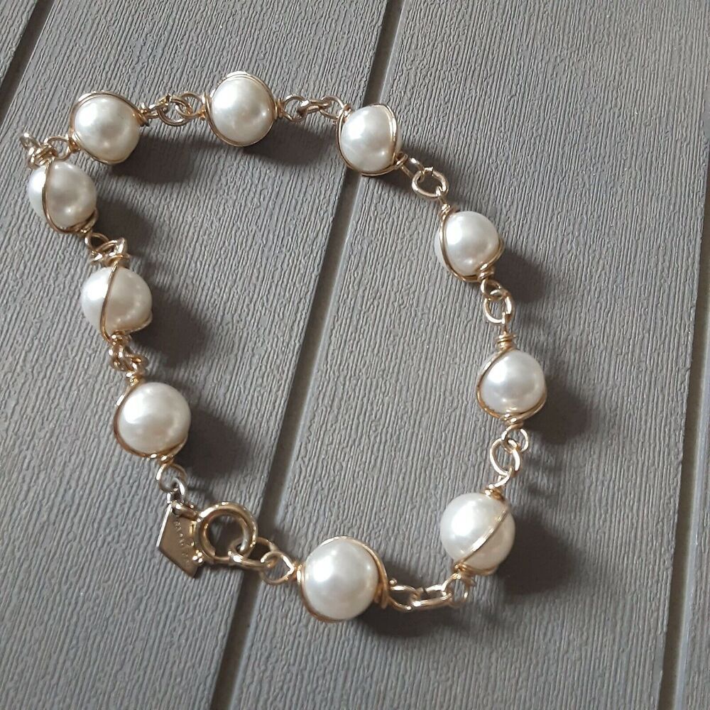 Signed Vinatge Sarah Coventry Faux Pearl Bracelet 7.5 inches